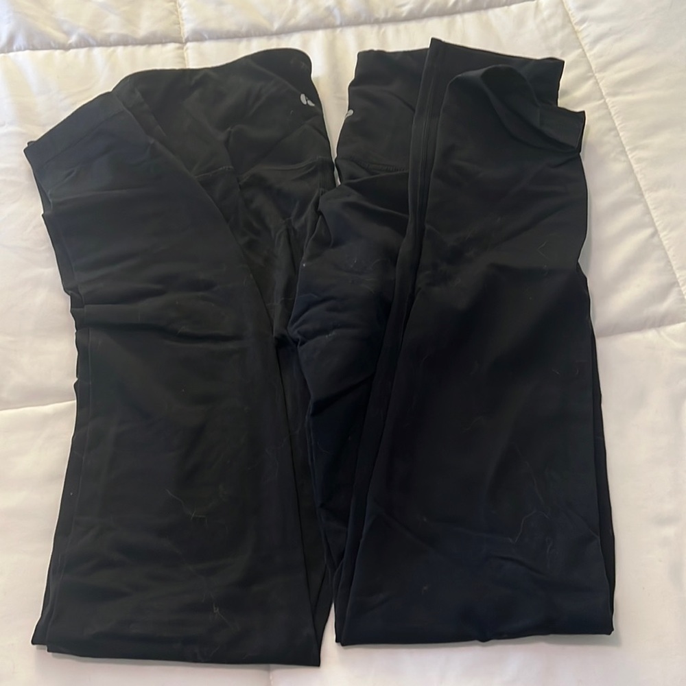 2 pairs of 90 degree leggings